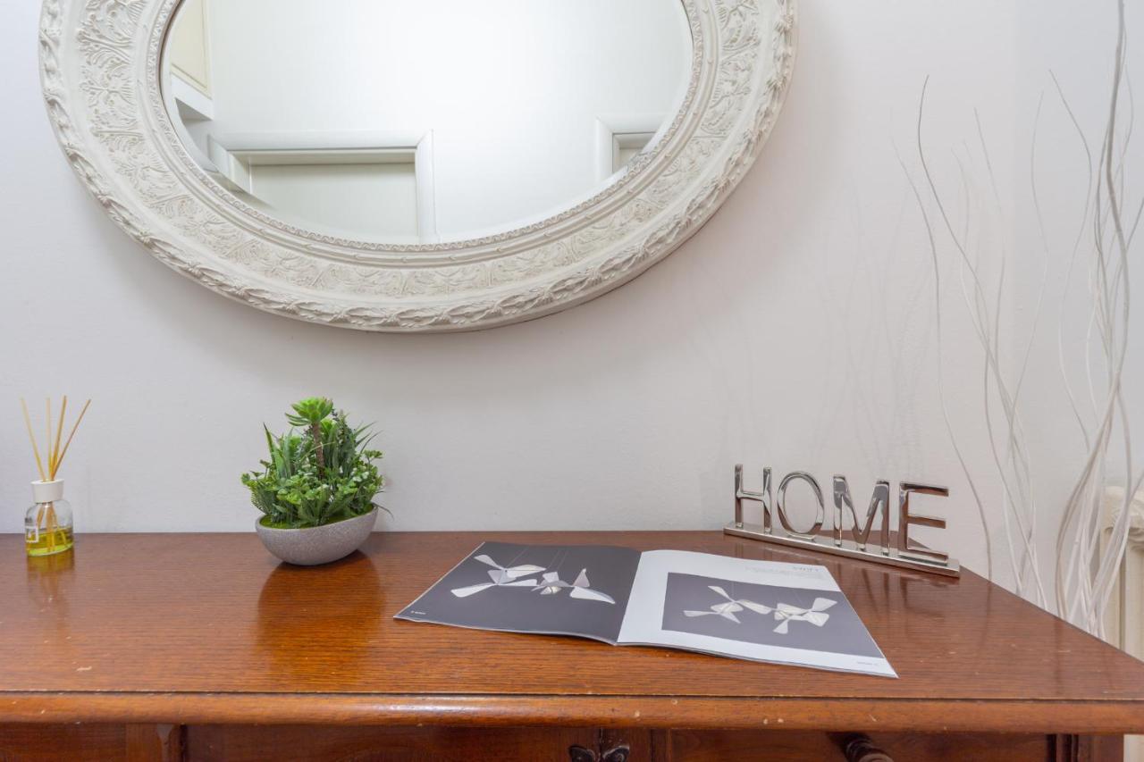House Romana Center Apartment Милано Екстериор снимка